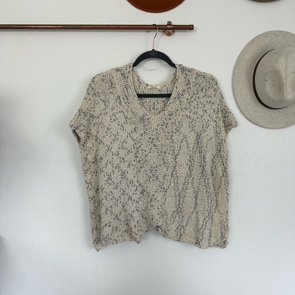 Mystree Knit Sweater S/M - Picture 1 of 2